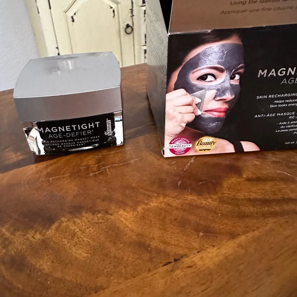Dr Brandt magnetight skin recharging magnetic‎ mask NEW